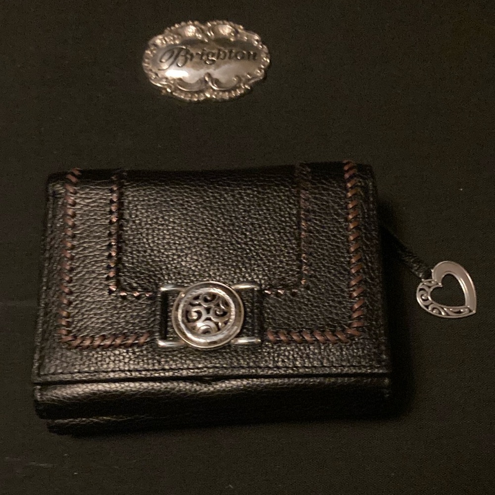 New Brighton, black leather Crossbody pouch